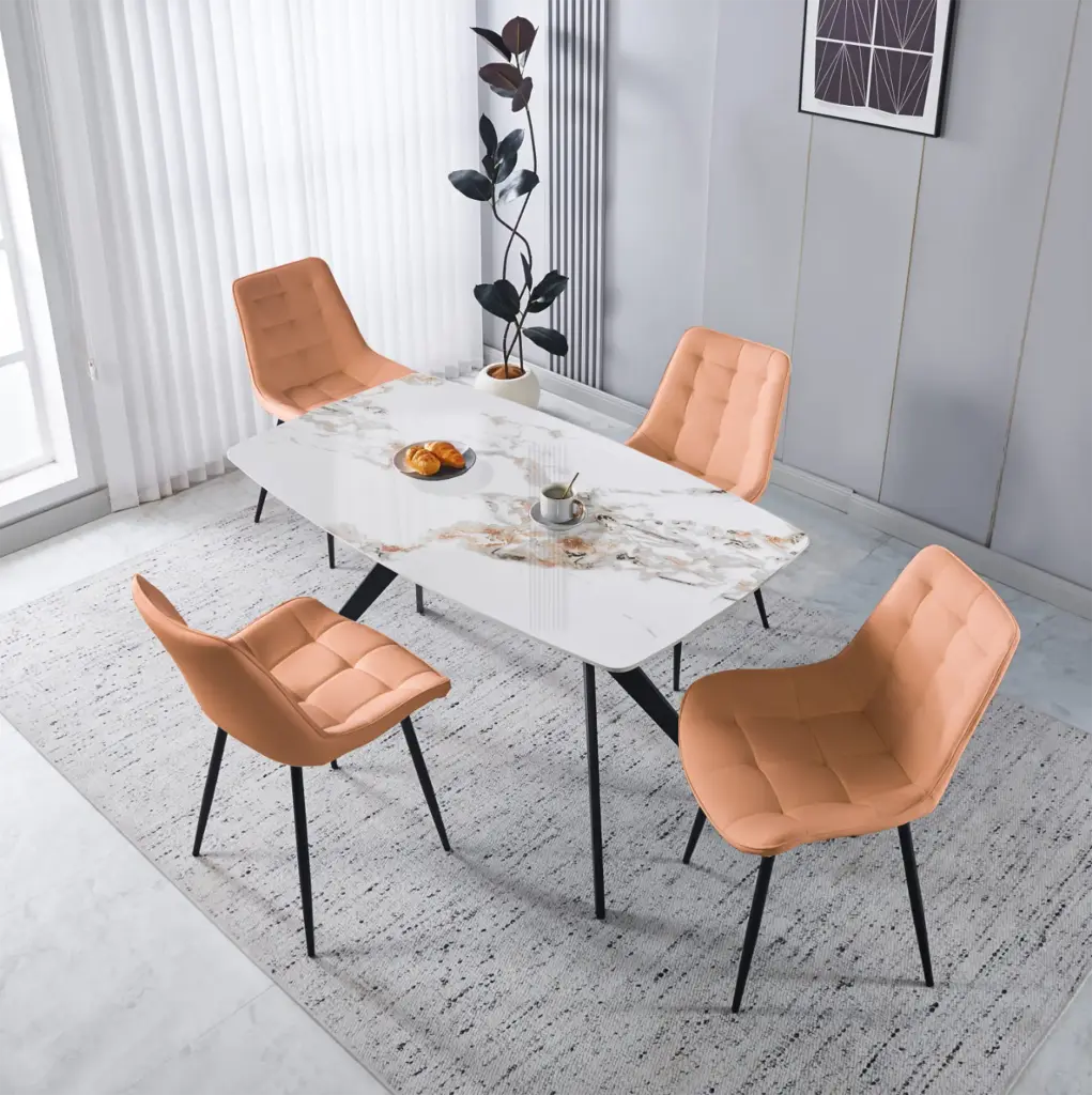 Dining Table + 4 Chairs