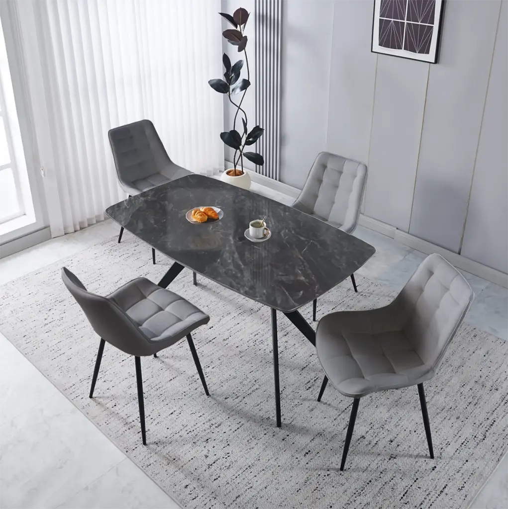 Dining Table + 4 Chairs