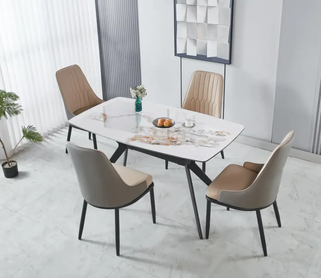 Dining Table + 4 Chairs