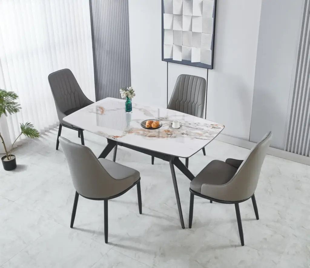 Dining Table + 4 Chairs