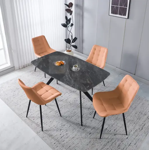 Dining Table + 4 Chairs