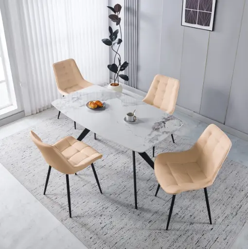 Dining Table + 4 Chairs