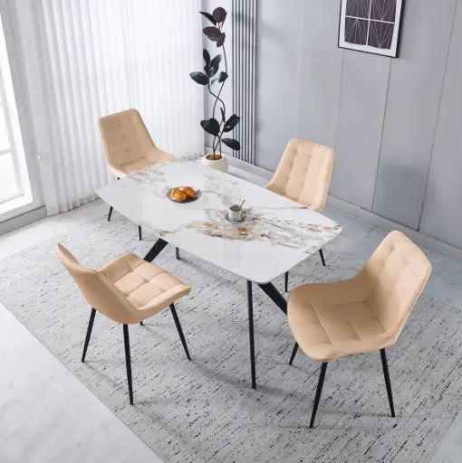 Dining Table + 4 Chairs